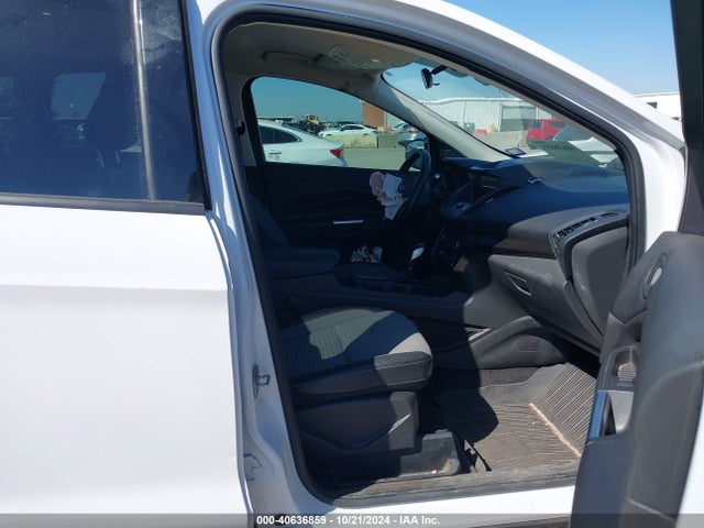 Ford ESCAPE SE 2019 1FMCU0GDXKUB34550 Image 5