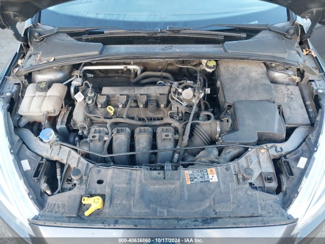 Ford FOCUS SE 2016 1FADP3F28GL406887 Image 10