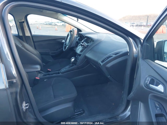 Ford FOCUS SE 2016 1FADP3F28GL406887 Image 5
