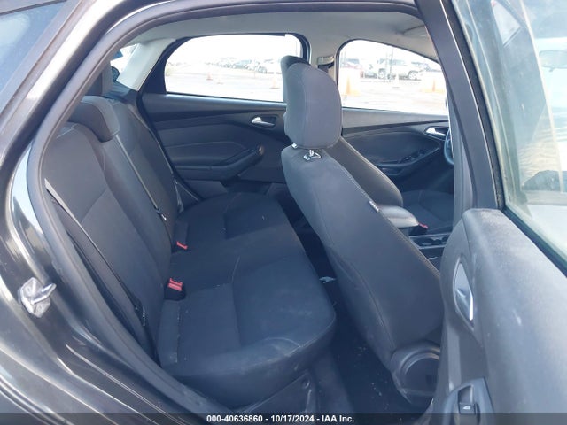 Ford FOCUS SE 2016 1FADP3F28GL406887 Image 8