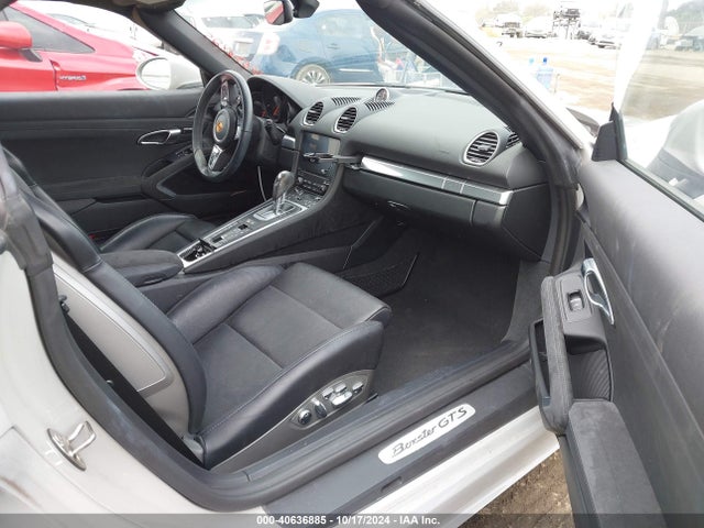 2019 PORSCHE 718 BOXSTER WP0CB2A84KS228145 Photo 4