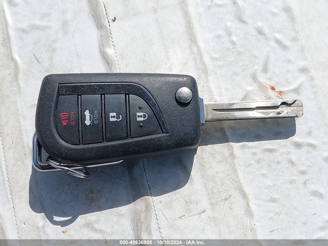 Toyota COROLLA LE 2021 5YFEPMAE5MP224587 Image 11