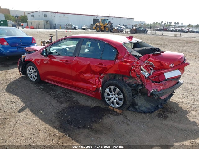 Toyota COROLLA LE 2021 5YFEPMAE5MP224587 Image 3