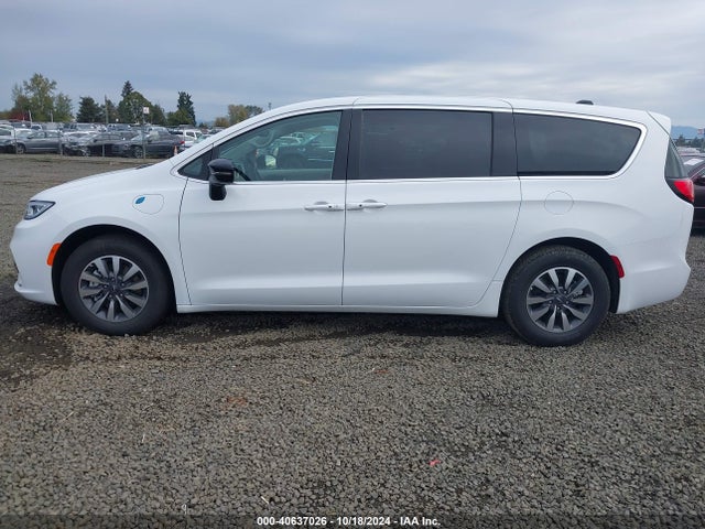 Chrysler Pacifica Hybrid Select 2024 2C4RC1S79RR156698 Image 14