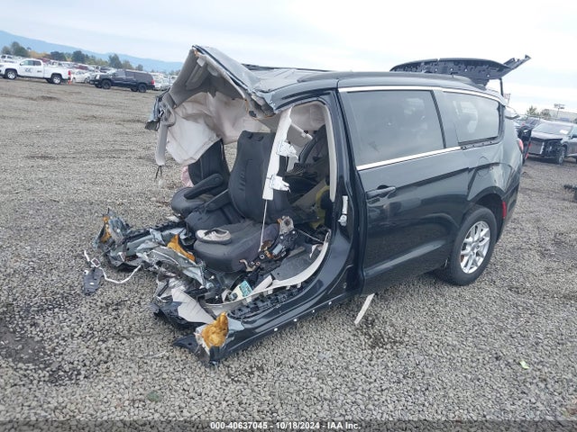 Chrysler Pacifica Touring L 2022 2C4RC1BG0NR116133 Image 2