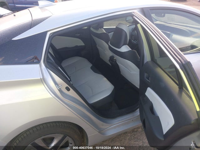 Toyota PRIUS XLE 2019 JTDKARFU2K3098860 Image 8