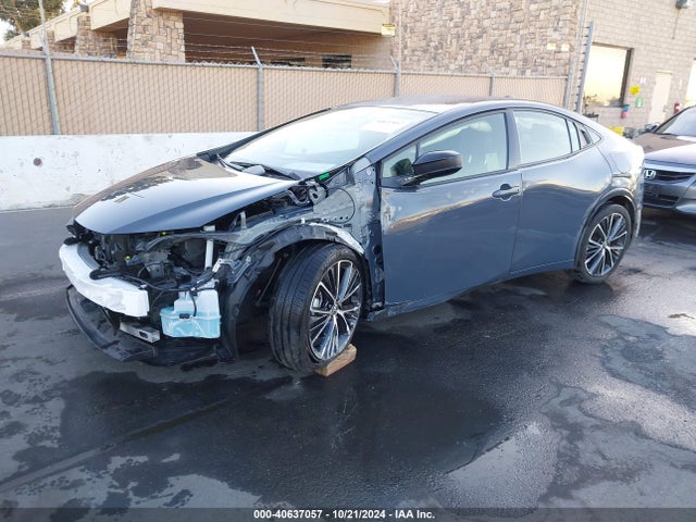 Toyota PRIUS XLE 2023 JTDACAAU1P3013738 Image 2