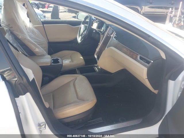 2016 TESLA MODEL S 5YJSA1E11GF174667 Photo 4