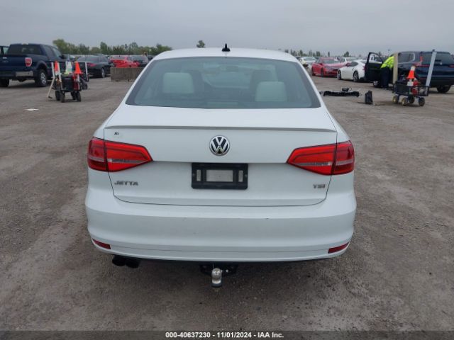 3VWD17AJ1FM325466 Volkswagen Jetta 1.8t Sport