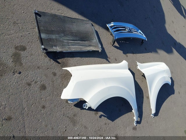 Honda Pilot Touring 2015 5FNYF4H98FB036900 Image 12