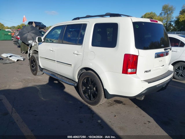 Honda Pilot Touring 2015 5FNYF4H98FB036900 Image 3