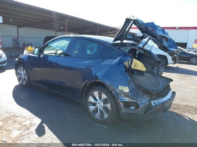2022 TESLA MODEL Y 7SAYGDEEXNF348605 Photo 2