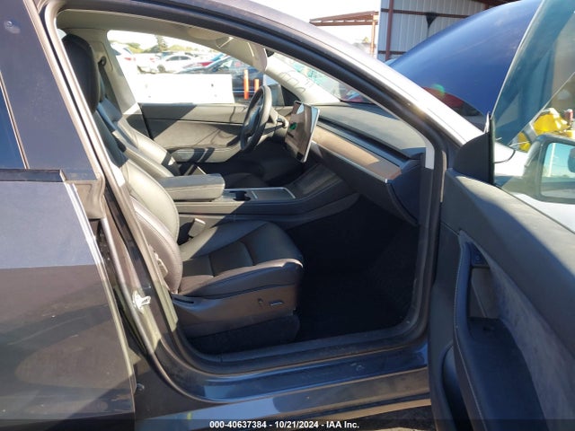 2022 TESLA MODEL Y 7SAYGDEEXNF348605 Photo 4
