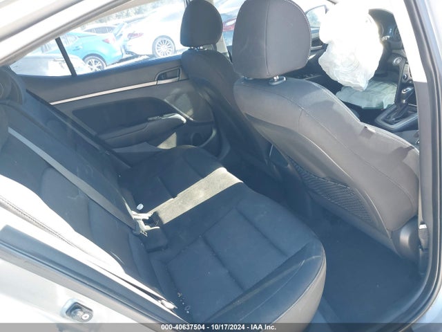 Hyundai Elantra Value Edition 2017 KMHD84LF2HU248834 Image 8