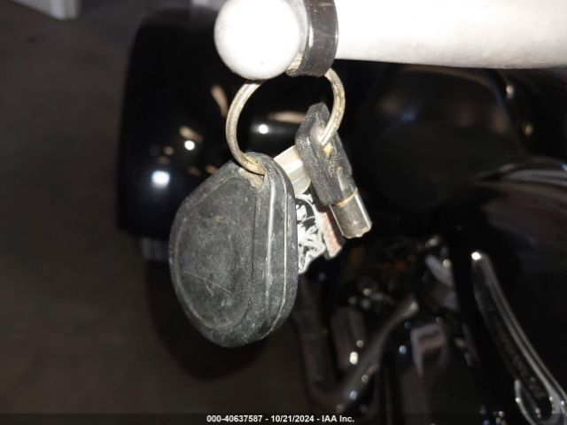 2017 HARLEY-DAVIDSON FLRT 1HD1MCC13HB853909 Photo 10