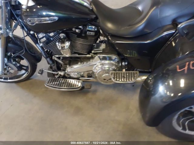 2017 HARLEY-DAVIDSON FLRT 1HD1MCC13HB853909 Photo 8