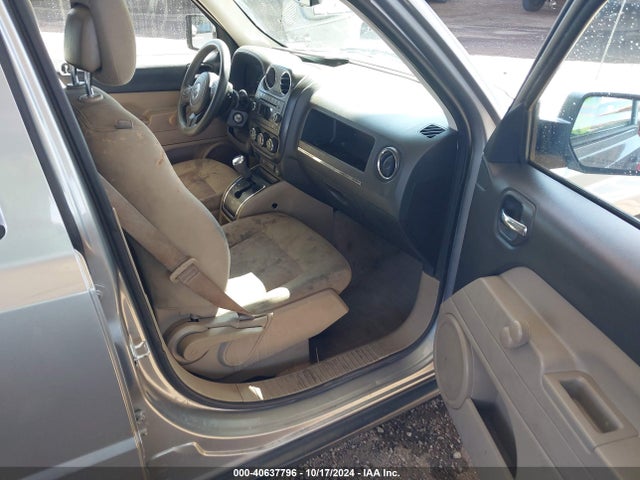 1C4NJPBA4GD503017 Jeep Patriot Sport