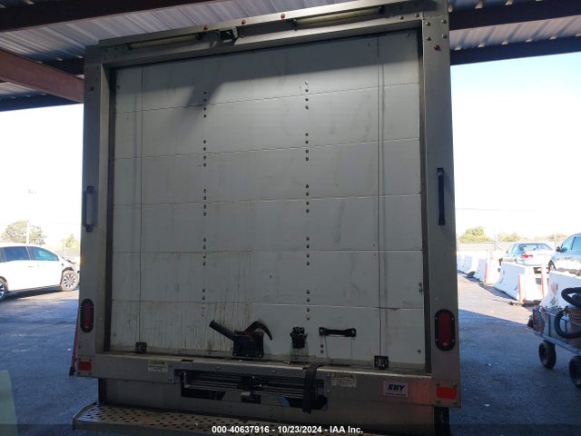 Ford Transit-350 Cab 2018 1FDBF8ZM2JKA62190 Image 16