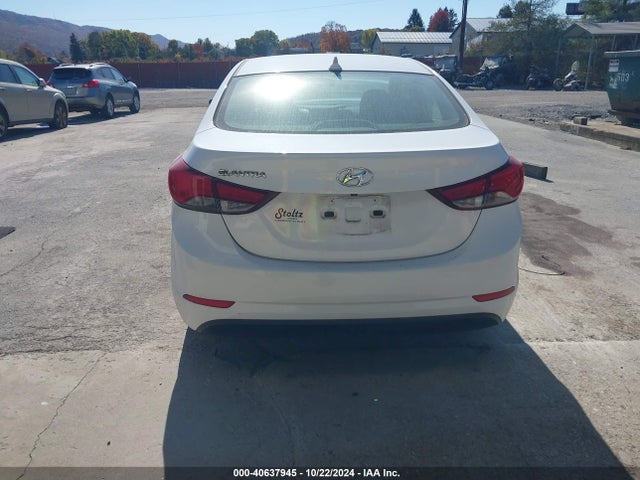 Hyundai ELANTRA SE 2015 5NPDH4AE6FH608208 Image 17