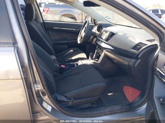 JA32U2FU8HU015738 Mitsubishi LANCER ES