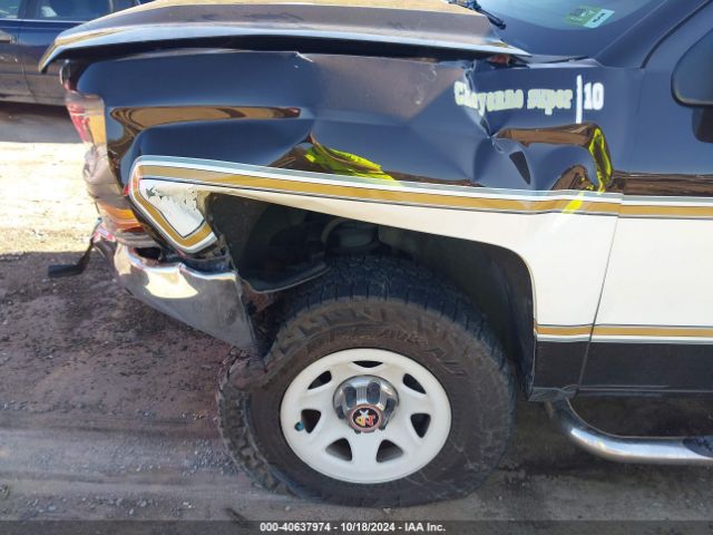 1GCVKREC0JZ164644 Chevrolet Silverado 1500 1lt