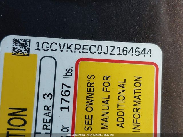 1GCVKREC0JZ164644 Chevrolet Silverado 1500 1lt