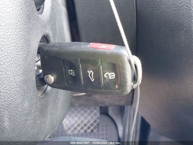 3VW2B7AJ4HM236224 Volkswagen Jetta 1.4t S
