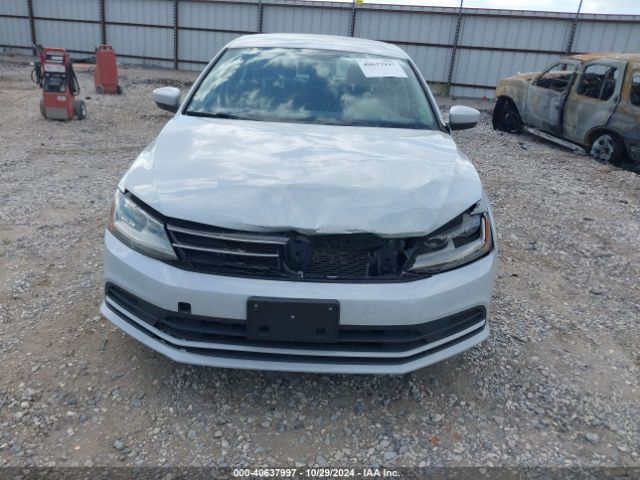 3VW2B7AJ4HM236224 Volkswagen Jetta 1.4t S