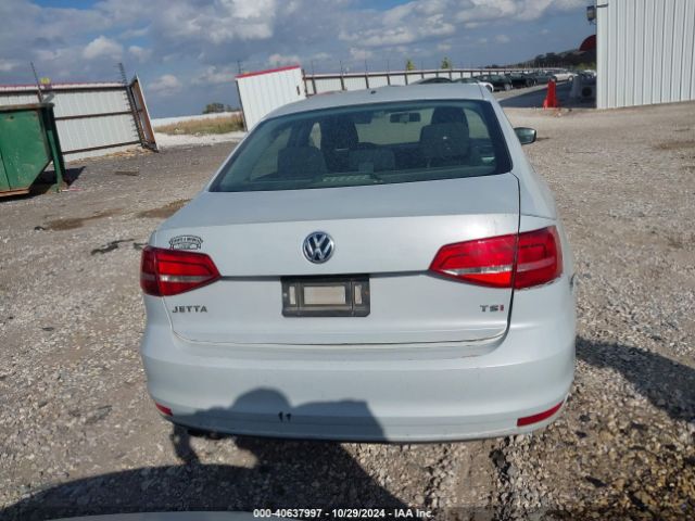 3VW2B7AJ4HM236224 Volkswagen Jetta 1.4t S