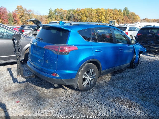 Toyota RAV4 LE 2016 JTMBFREV7GD197218 Image 4