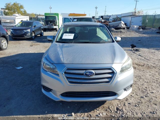 4S3BNAE68F3058975 Subaru Legacy 2.5i Premium