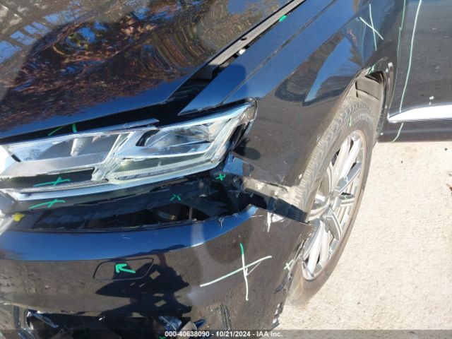 WA1LHAF70HD042604 Audi Q7 2.0t Premium