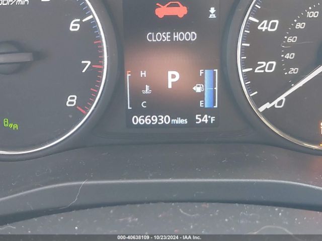 JA4AZ3A38JZ053699 Mitsubishi Outlander Le