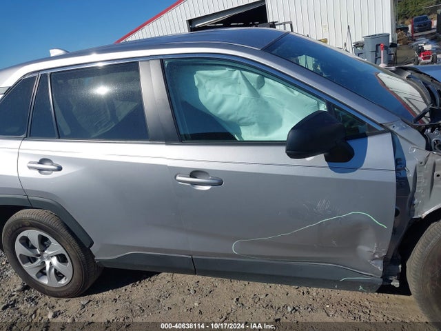 Toyota RAV4 LE 2022 2T3H1RFV0NC195853 Image 14