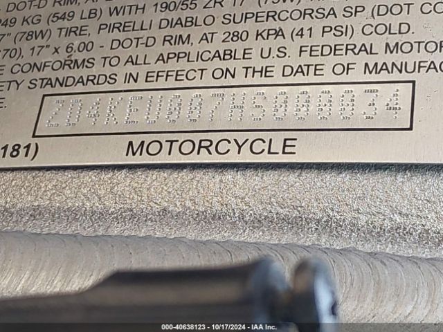 2017 APRILIA RSV4 ZD4KEU007HS000034 Photo 9