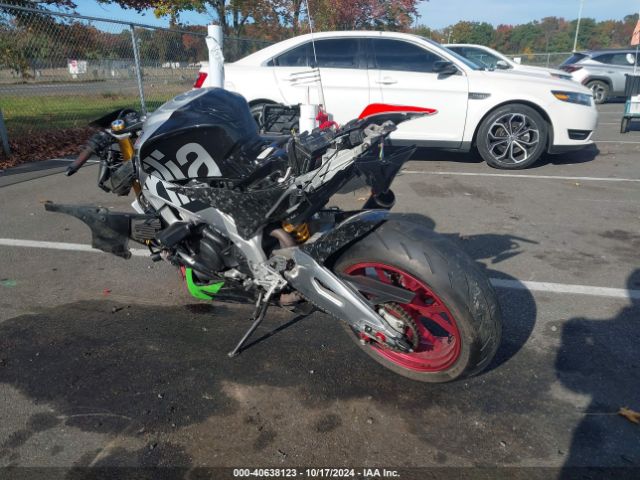 2017 APRILIA RSV4 ZD4KEU007HS000034 Photo 2