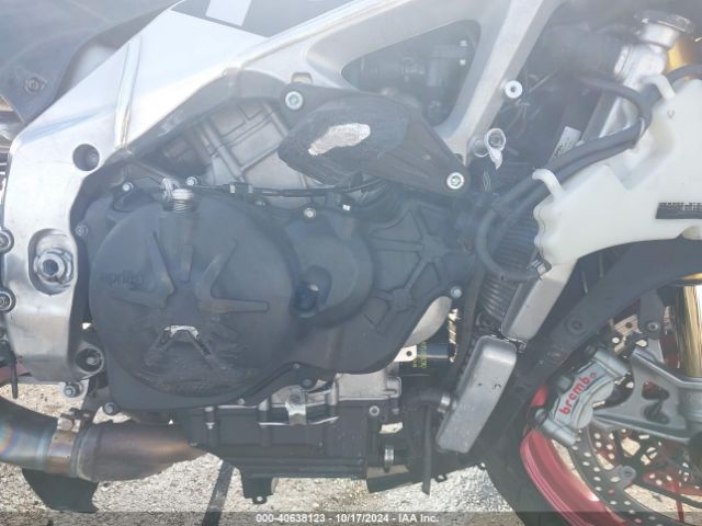 2017 APRILIA RSV4 ZD4KEU007HS000034 Photo 7