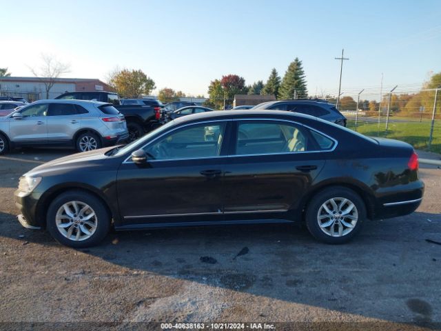 1VWAT7A35GC031750 Volkswagen Passat 1.8t S