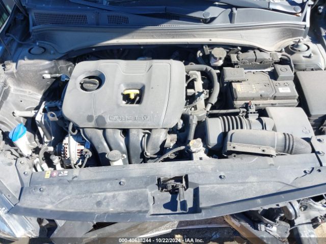 3KPF24AD8ME324825 KIA Forte Lxs