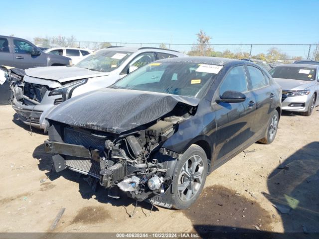 3KPF24AD8ME324825 KIA Forte Lxs