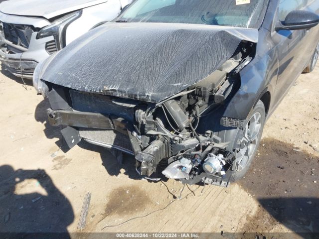 3KPF24AD8ME324825 KIA Forte Lxs
