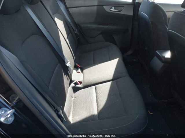 3KPF24AD8ME324825 KIA Forte Lxs