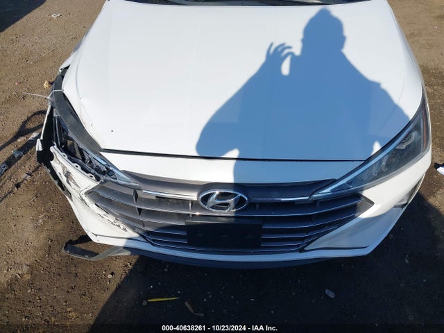 Hyundai Elantra Value Edition 2019 5NPD84LF7KH454219 Image 12