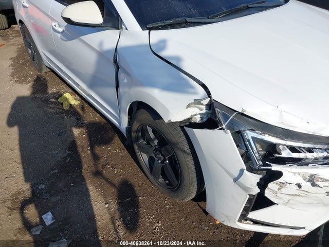 Hyundai Elantra Value Edition 2019 5NPD84LF7KH454219 Image 17