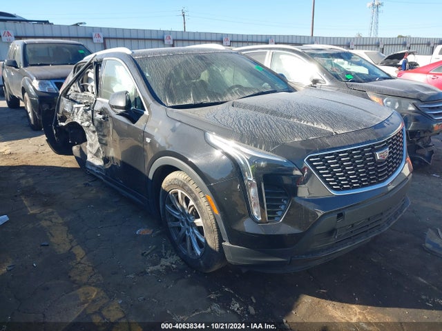2019 CADILLAC XT4 1GYFZBR40KF135104 Photo 0