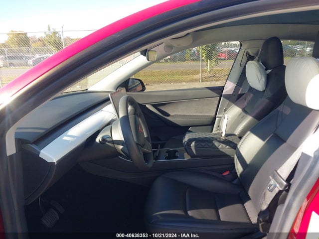 2020 TESLA MODEL Y 5YJYGDEE8LF008265 Photo 4