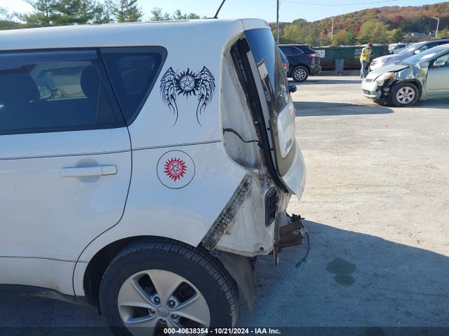 KIA Soul 2015 KNDJN2A24F7234224 Image 13