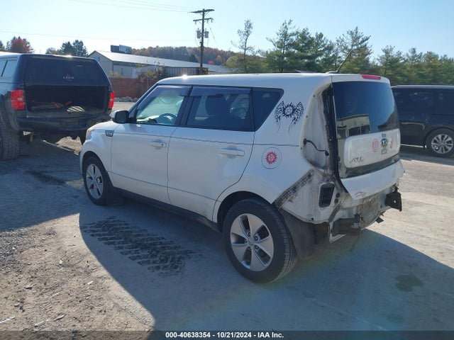 KIA Soul 2015 KNDJN2A24F7234224 Image 3