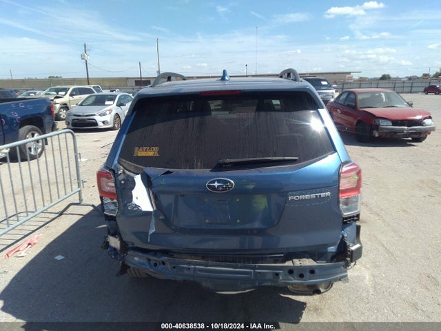 Subaru Forester 2.5i Premium 2018 JF2SJAGCXJH463926 Image 17