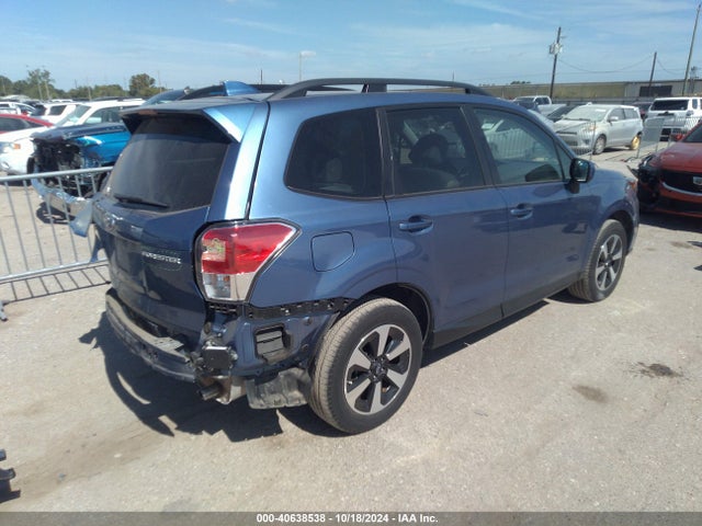 Subaru Forester 2.5i Premium 2018 JF2SJAGCXJH463926 Image 4